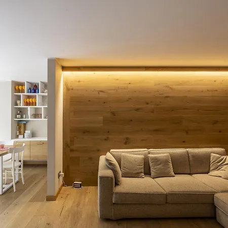 Apartment 3br Delle Volpi - What'app - 0049-1551-0224-169 - For Reservations! *